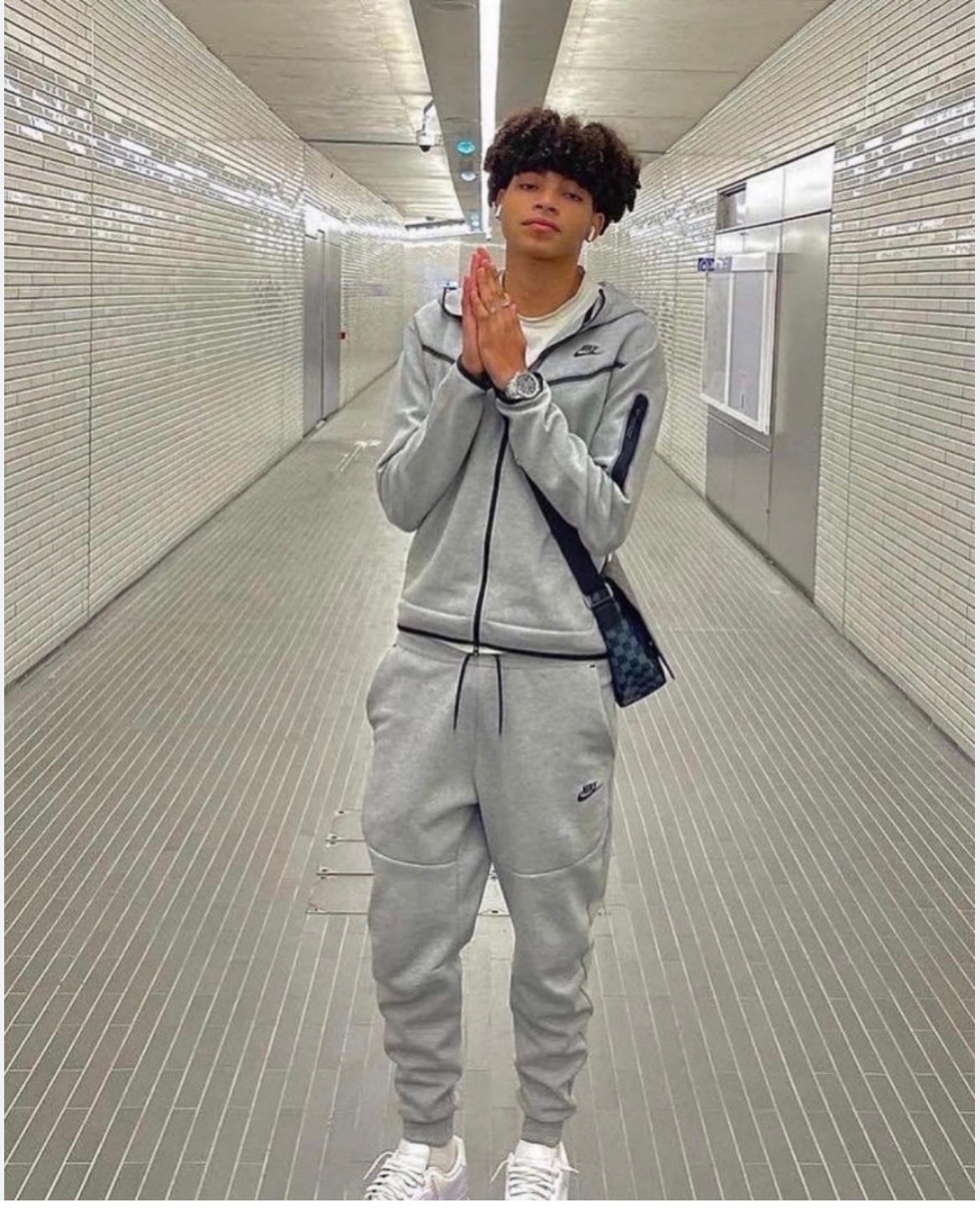 Chandal Nike Tech Fleece Cinza