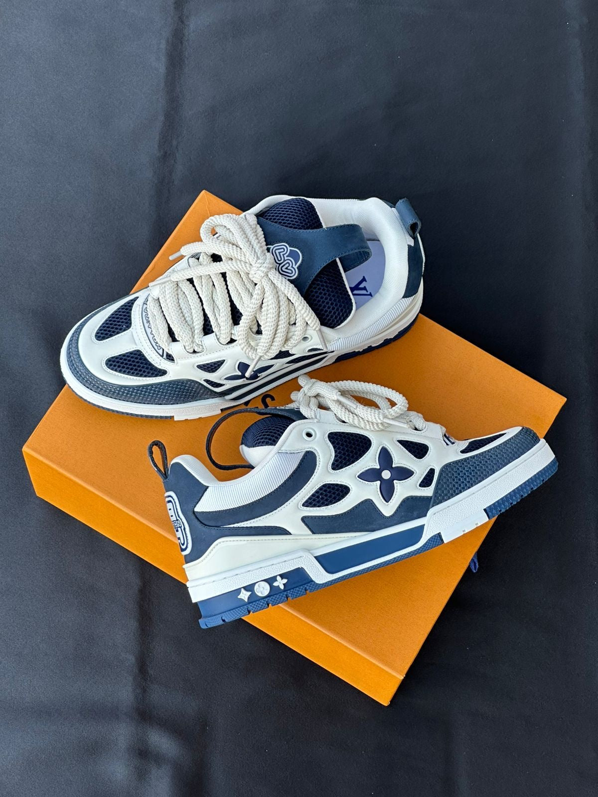 LV Skate Azul y Blanco