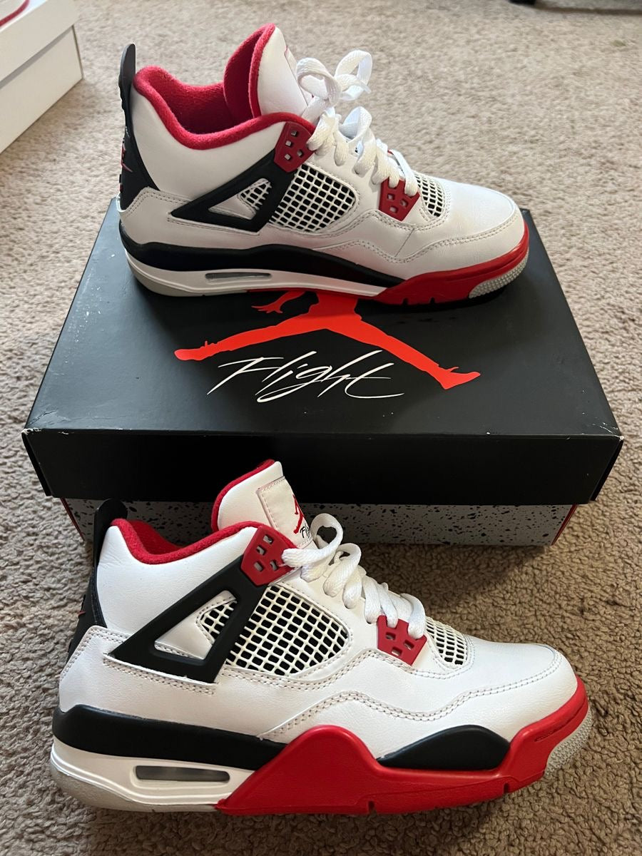 Nike Jordan Retro 4 Blanco y Rojo