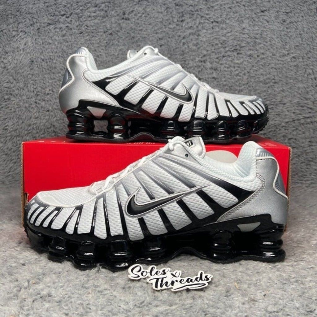 Nike Shox TL Blanco y Negro