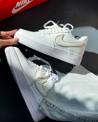 Air force one blanco y dourado
